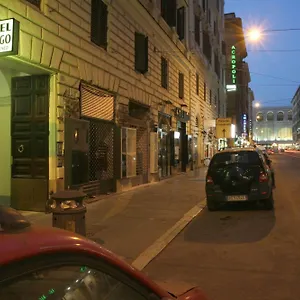 Adorasuite Nocleg ze śniadaniem Rzym